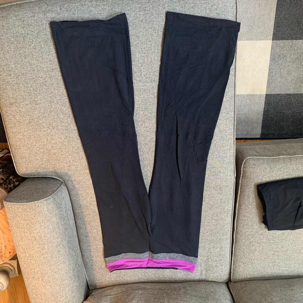 GUC size 12 Lululemon bootleg pants